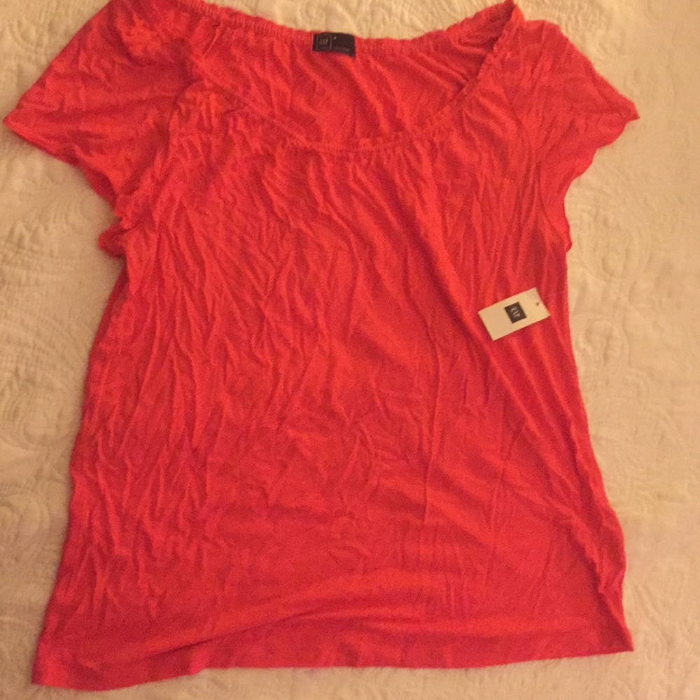 NWT Gap short sleeve, off the shoulder top!